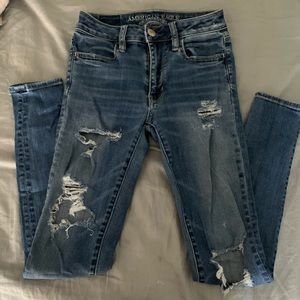 American eagle ripped skinny jeans